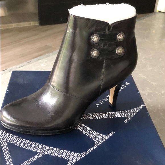 Anne Klein Boots - Picture 3 of 5